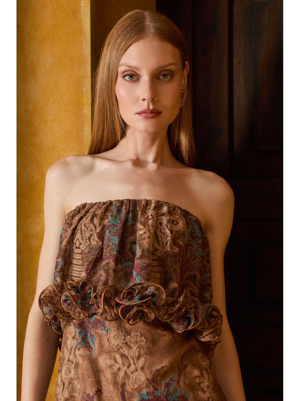 Agilità — VESTIDO CURTO BABADO FRUFRU BORDADO BOHO