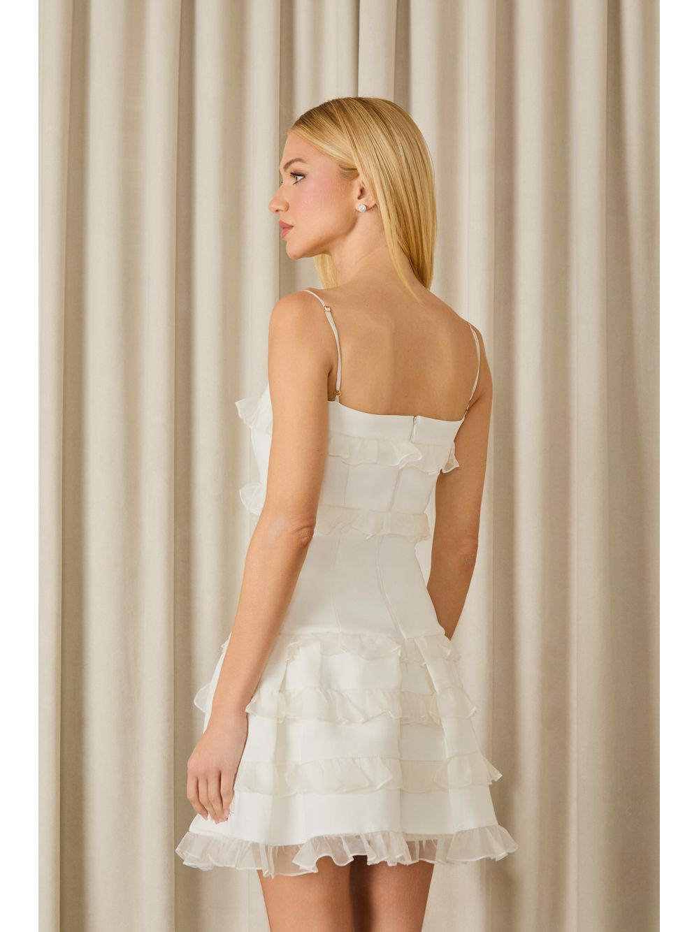 Agilità — VESTIDO CURTO CRIS PREGAS