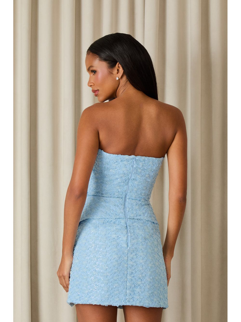 Agilità — VESTIDO CURTO LOLA GUIPIR