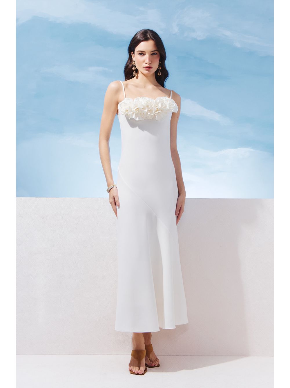 Agilità — VESTIDO MIDI BABADO DECOTE