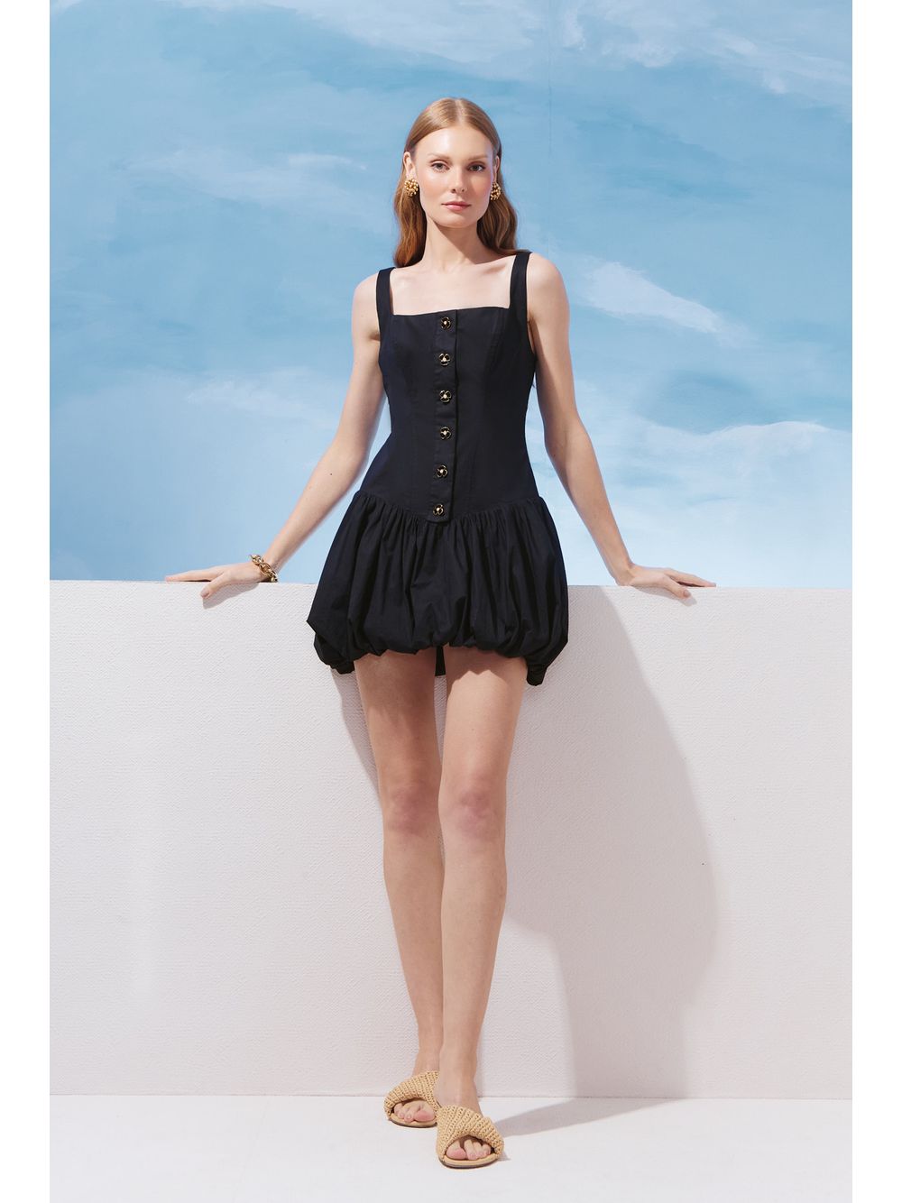Agilità — VESTIDO CURTO RECORTES SAIA BALONE